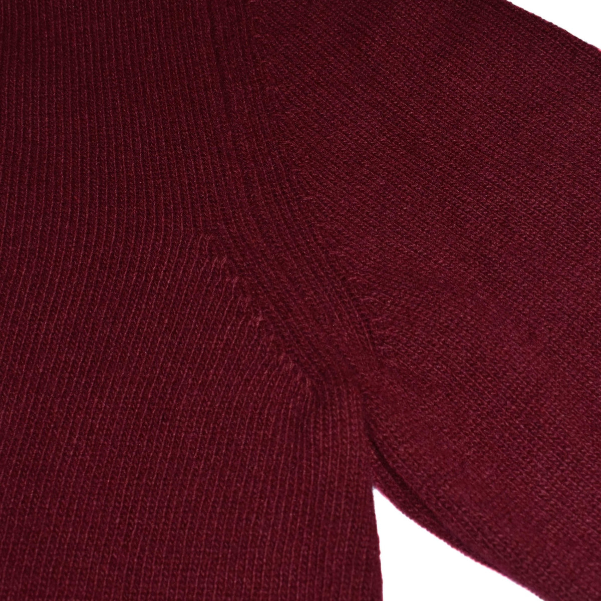Burgundy crewneck sweater, armhole detail - Valensia Moda